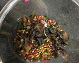A picture of step 4 of Crunchy paan balls.