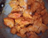 A picture of step 1 of Kadhai Chicken.