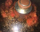 A picture of step 4 of Jhat pat timater chutney.