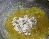 A picture of step 4 of Papaya halwa.