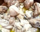 A picture of step 1 of Palak chicken.