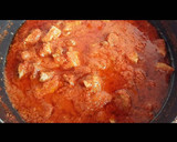Foto del paso 2 de la receta: Carne y asadura de cerdo con tomate