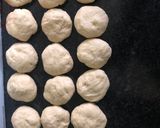 A picture of step 4 of Twisted donuts.