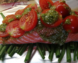 Foto del paso 2 de la receta: Salmón a la papillote con pesto