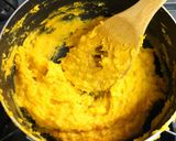 A picture of step 4 of Halloween Pumpkin-Shaped Kabocha Squash Sweets.