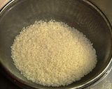 A picture of step 1 of Steamed Chicken Rice.