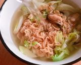 Hình bước làm 4 của món Mì Trai Bắp Cải