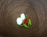 A picture of step 1 of Kanya's Sunflower Sprouts Salad.