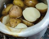 चटपटी पानी पूरी(chatpati pani poori recipe in hindi) रेसिपी चरण 4 फोटो