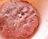 A picture of step 3 of Hamburger Steaks with Lotus Root.