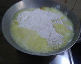 A picture of step 4 of Gujarati khichu.