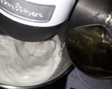 Foto del paso 3 de la receta: Helado de frutilla (otra receta)