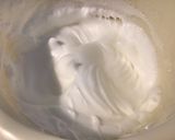 Une image de l'étape 1 de Gâteau roulé aux kiwis et farine de blé noir.