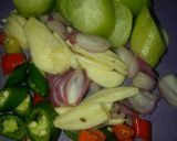Foto langkah ke 3 dari resep Asam Manis Belimbing Iwak Wadi Sapat Khas Banjar #Dandelion.