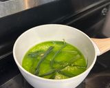 A picture of step 2 of Vietnamese black eyed peas sticky rice pudding! (Chè đậu trắng).