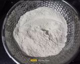 A picture of step 5 of Wheat Flour Masala Chakli.