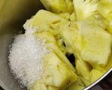 A picture of step 5 of Pineapple Lemonade 🍹.