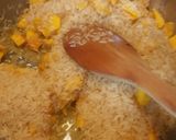 Foto del passaggio 3 della ricetta Risotto con noci e pancetta croccanti..e zucca🎃