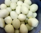 Foto langkah ke 1 dari resep Telur puyuh bumbu petis.