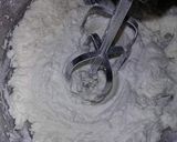 A picture of step 1 of Pine wheel cookies.