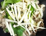 รูปขั้นตอนการทำที่ 4 ของ หมูสามชั้นสไลด์ผัดกิมจิ