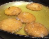 A picture of step 4 of Konday or meethi tikkiya.