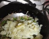 A picture of step 1 of Sattu Sandwich.