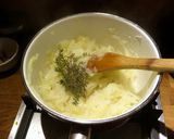 Une image de l'étape 3 de Soupe aux oignons.