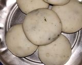 A picture of step 10 of Green peas stuffed potato patties.