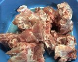 Foto langkah ke 3 dari resep Kuah asam tulang babi (non halal).
