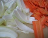 A picture of step 1 of Janjan Yaki Noodles.