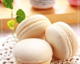 A picture of step 12 of My Vanilla Macarons à la Parisienne.