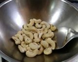 A picture of step 1 of Makhana cocktail.