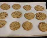 A picture of step 8 of Toffee Crisp Cookies.