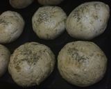 A picture of step 5 of Onion and Oregano Country Bread 🌿🍞🌰.