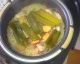A picture of step 7 of Singapore Chicken Rice with Ginger Sauce.