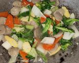 Foto langkah ke 4 dari resep Sayur Capcay.
