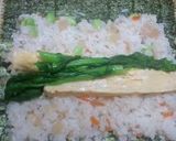 A picture of step 4 of Chirashi Sushi Rolls.