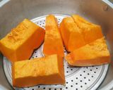Foto langkah ke 1 dari resep Roti Tawar Labu Kuning / Pumpkin Bread (eggless).