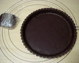 A picture of step 14 of Matcha Chocolate Amandine Tart.