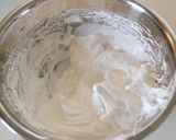 A picture of step 3 of Luxurious Egg White and Almond Flour Cookies.