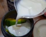Foto langkah ke 1 dari resep Avocado Chocolate Dessert.