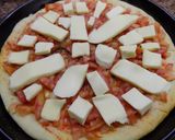 Foto del paso 2 de la receta: Pizza con panceta y huevo frito (2 variedades)
