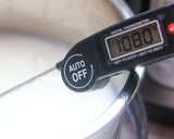 A picture of step 2 of Instant Pot: Authentic Icelandic Skyr.