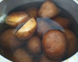 A picture of step 1 of Kuttu ke pakode.