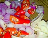 Foto langkah ke 1 dari resep Tumis pare telur.
