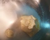 A picture of step 4 of Apple fritter loaf.