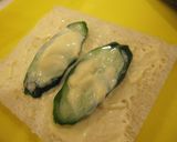 A picture of step 6 of Juicy Sandwich with Ham & Cucumbers.