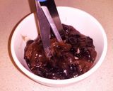 A picture of step 3 of Daifuku (Mochi Dumplings) with Tsubu-an-Like Canned Kidney Beans.
