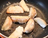 A picture of step 3 of Potatoes Crisped with Olive Oil.